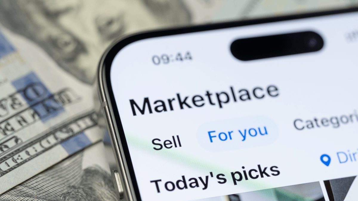 Facebook Marketplace scam uses your name and number
